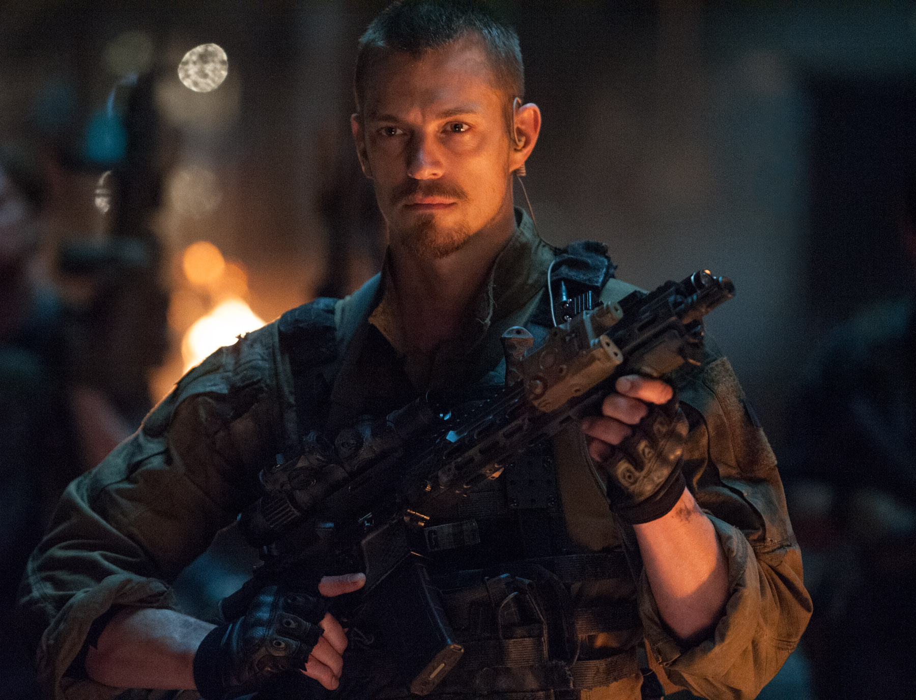 Joel Kinnaman gör actionfilm – utan dialog