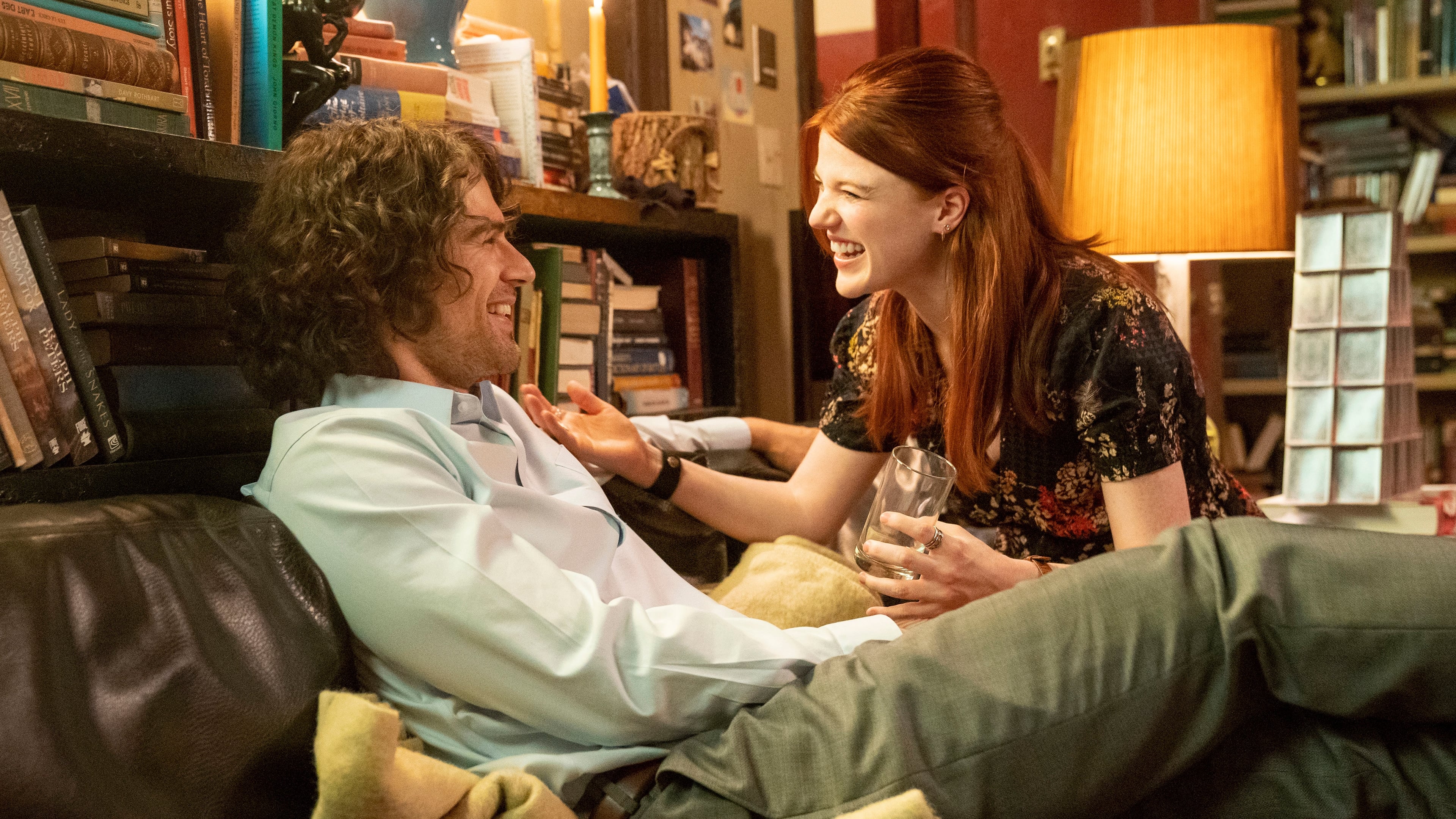 Rose Leslie och Theo James i "The Time Traveler´s Wife"