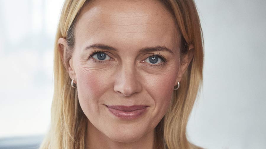 Josephine Bornebusch regisserar och har huvudrollen i ny Netflix-film