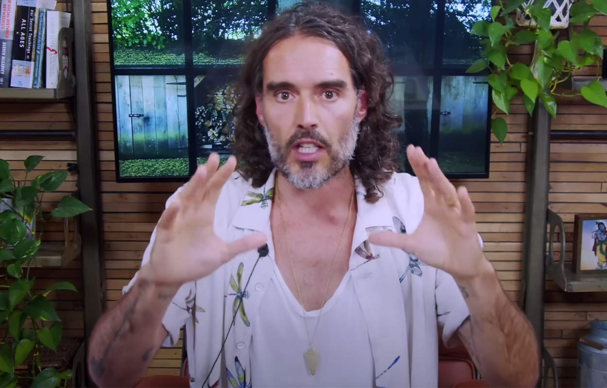 Russell Brand backas av sina följare efter våldtäktsanklagelserna