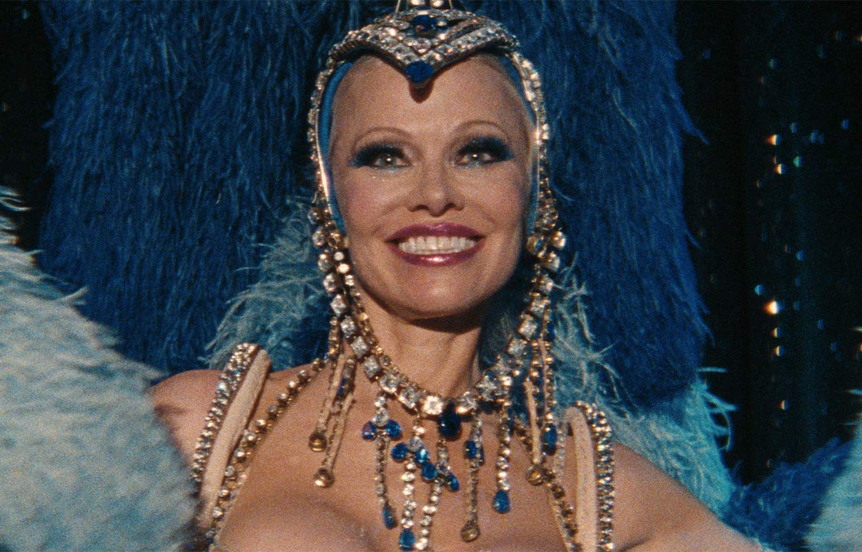 Recension: The Last Showgirl (2025) – ”Märkligt vackert” med Pamela Anderson