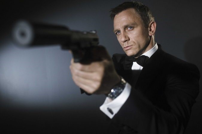 Daniel Craig som James Bond.