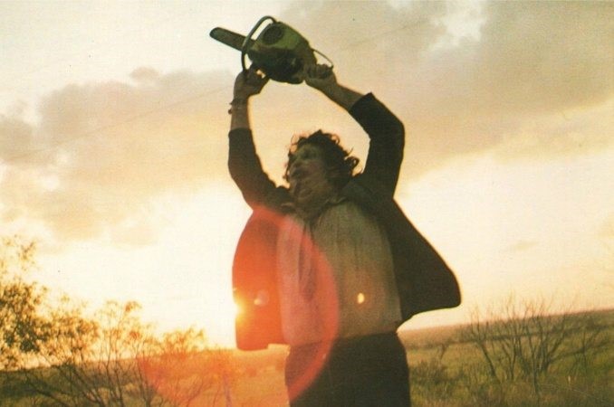 Bild på Leatherface i The Texas Chain Saw Massacre.