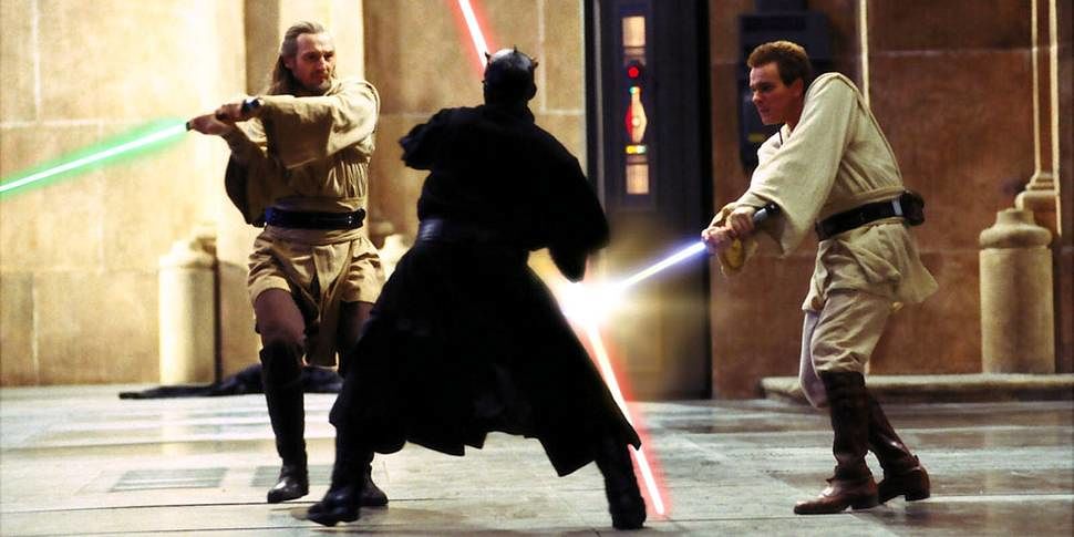 Qui-gon, Obi-wan och Darth Maul fäktas