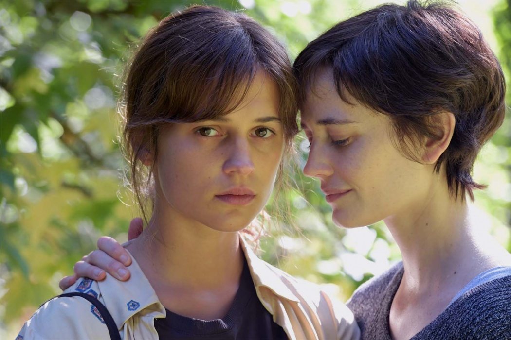 Alicia Vikander och Eva Green i "Euphoria"