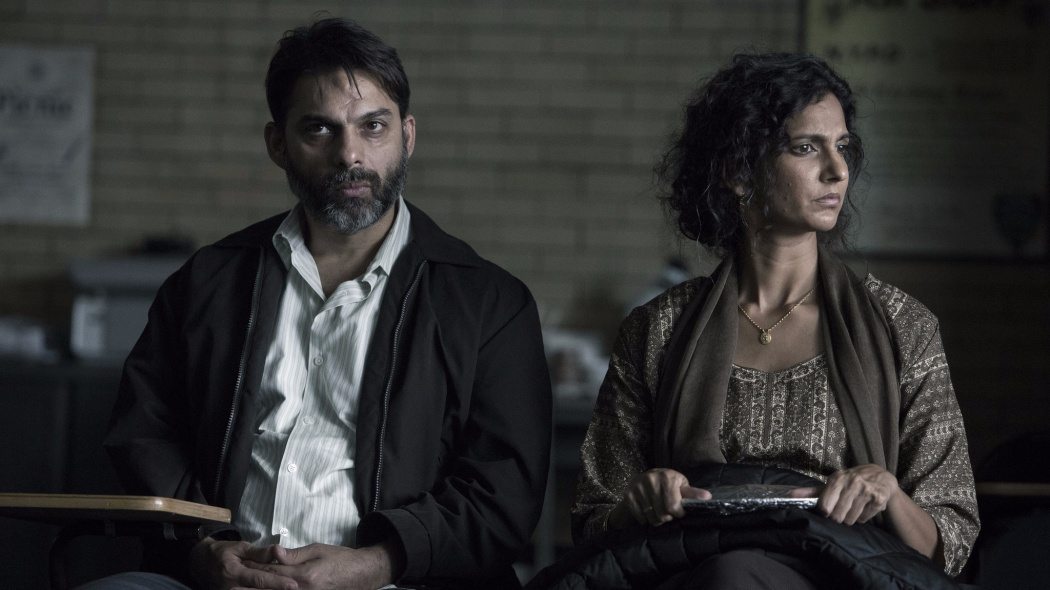 Peyman Moaadi as Salim Kahn and Poorna Jagannathan as Safar Kahn in The Night Of. Credit: HBO. 