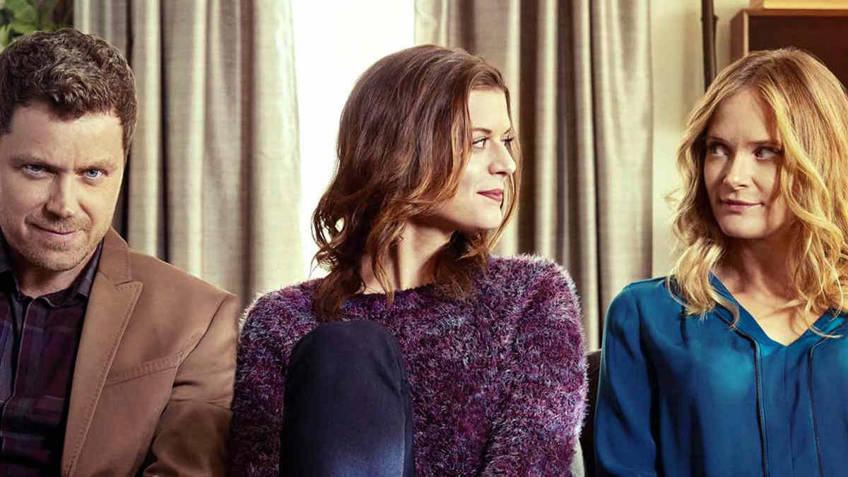 Säsong 2 av serien You Me Her