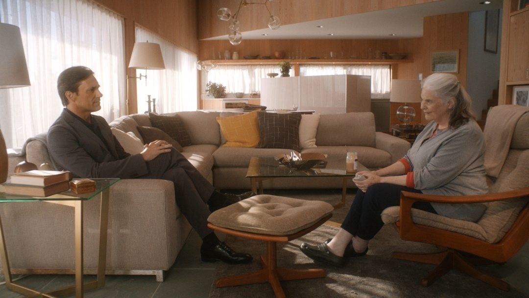 Jon Hamm och Lois Smith från filmen Marjorie Prime.