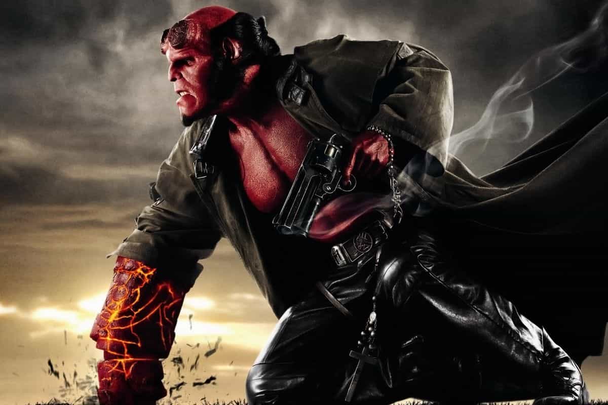 Framsidan till Hellboy 2