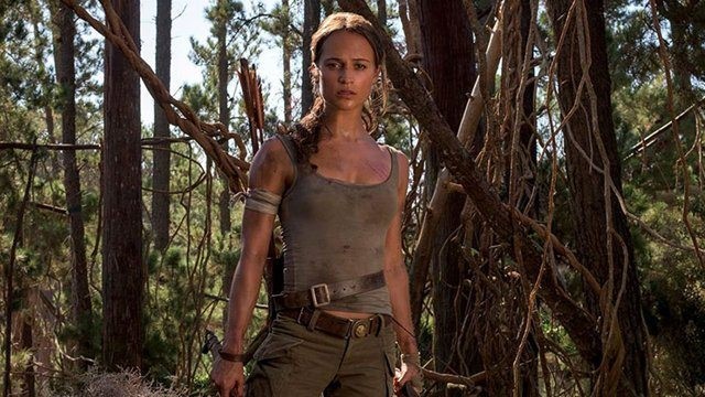 Alcia Vikander i rollen som Tomb Raider