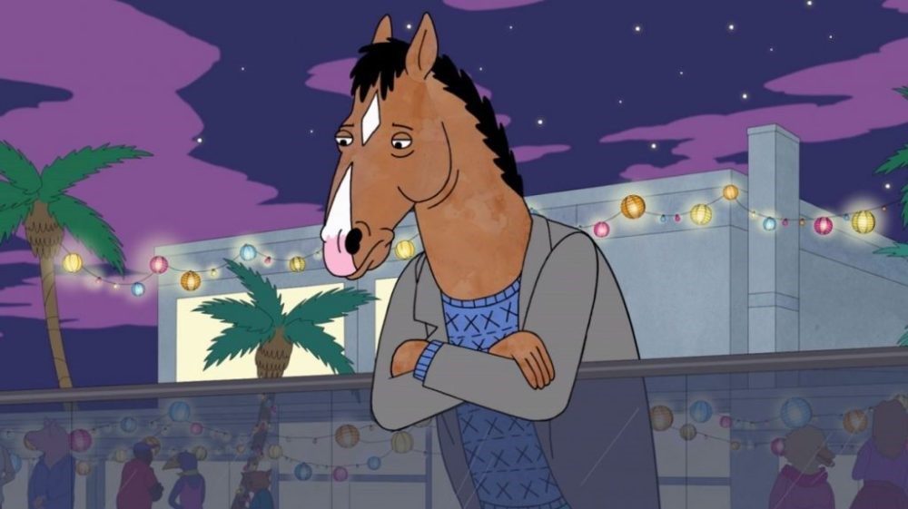 Bojack Horseman kollar ut från sin balkong. 