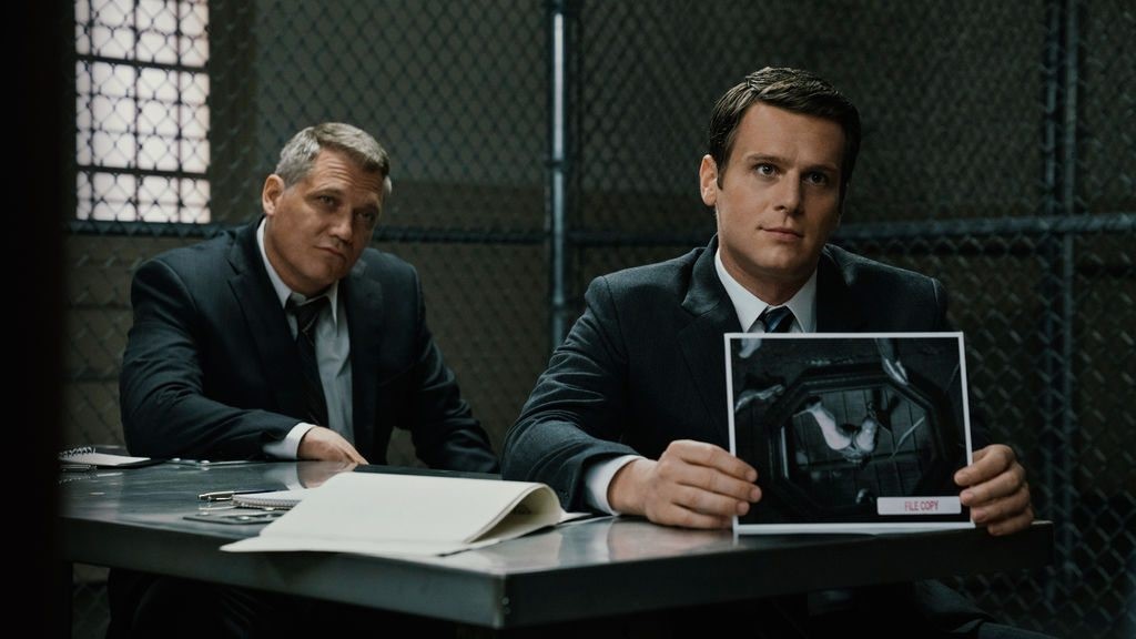 Jonathan Groff och Holt McCallany i Mindhunter