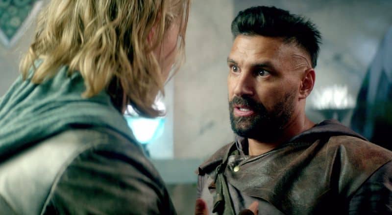 Manu Bennet som Allanon i The Shannara Chronicles