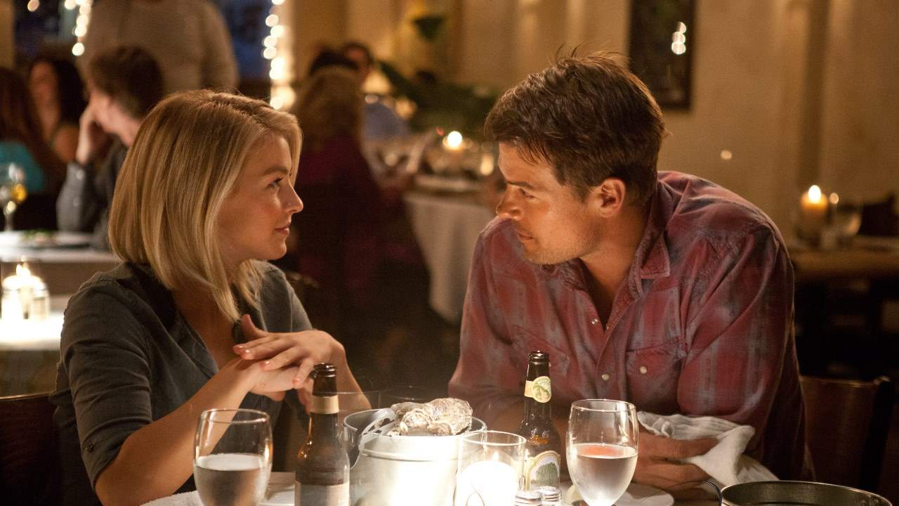 Julianne Hough och Josh Duhamel i Safe Haven. 