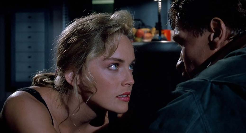 Sharon Stone och Arnold Schwarzenegger i Total Recall.