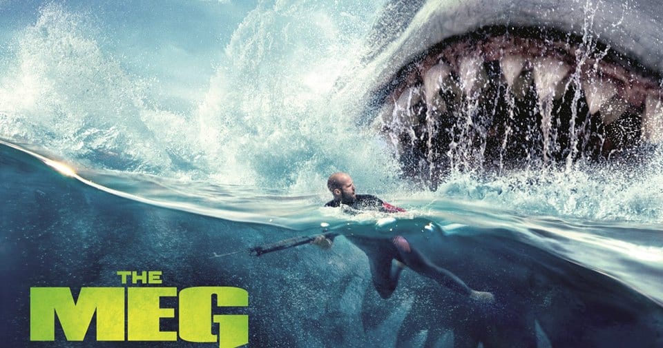 Poster med Jason Statham och hajen i The Meg