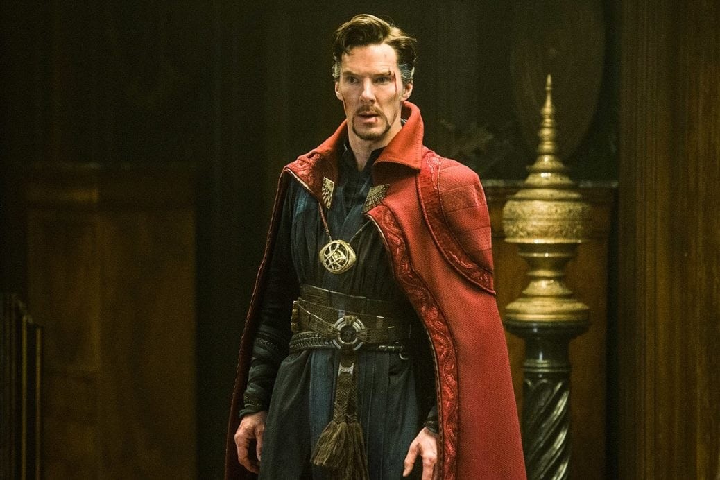 På bilden ser du Doctor Strange som spelas av Benedict Cumberbatch