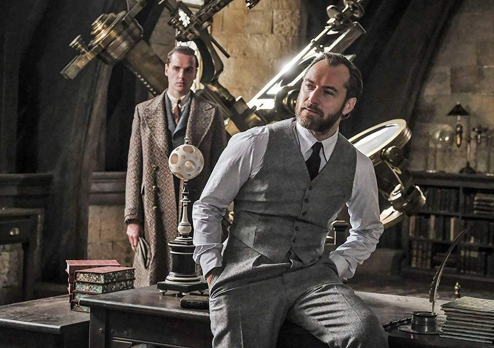 Jude Law som Dumbledore. 