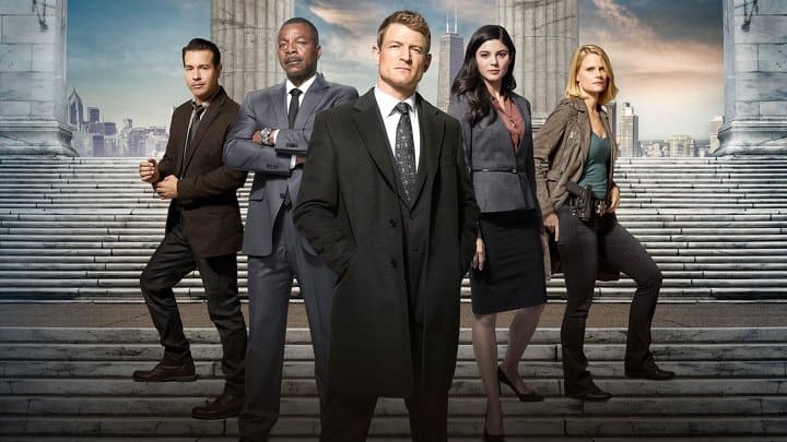 Huvudkaraktärerna från Chicago Justice.