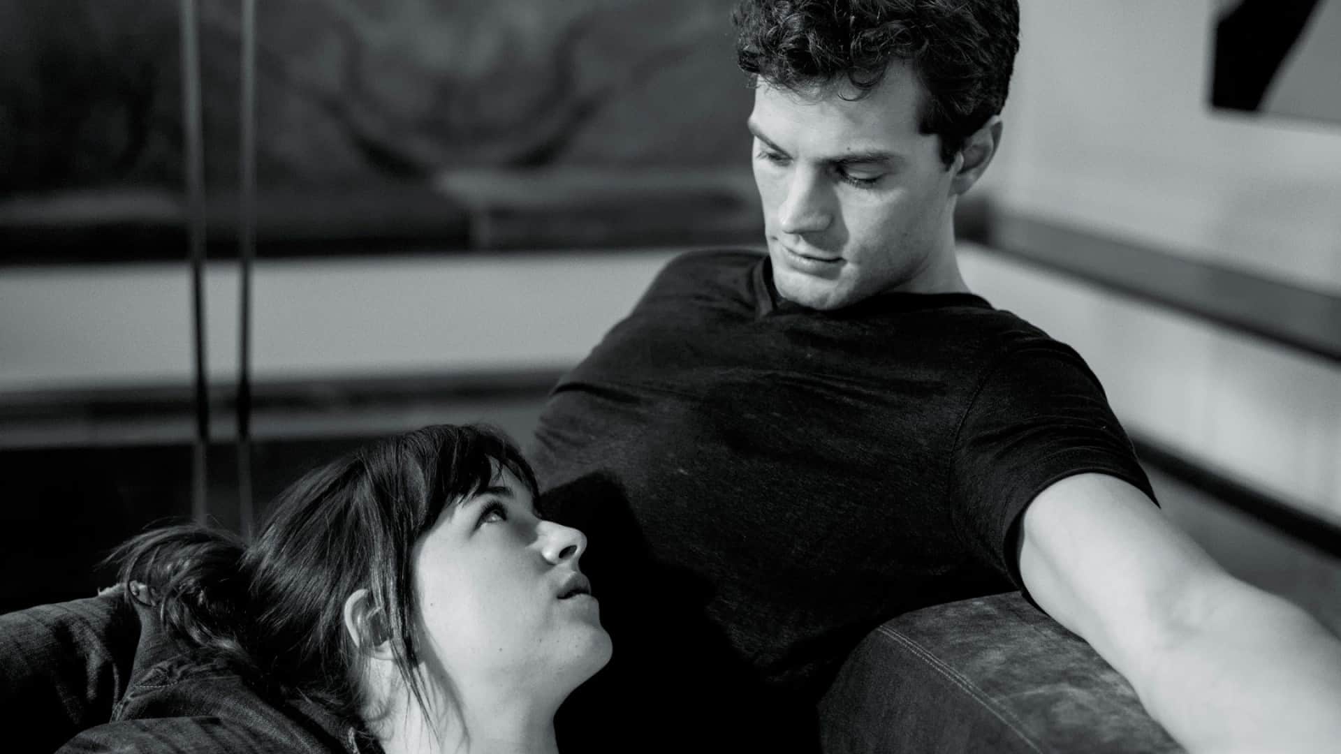 Jamie Dornan och Dakota Johnson i Fifty Shades of Grey.