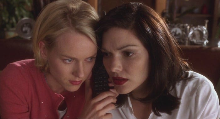 Naomi Watts och Laura Harring i David Lynchs "Mulholland Drive".