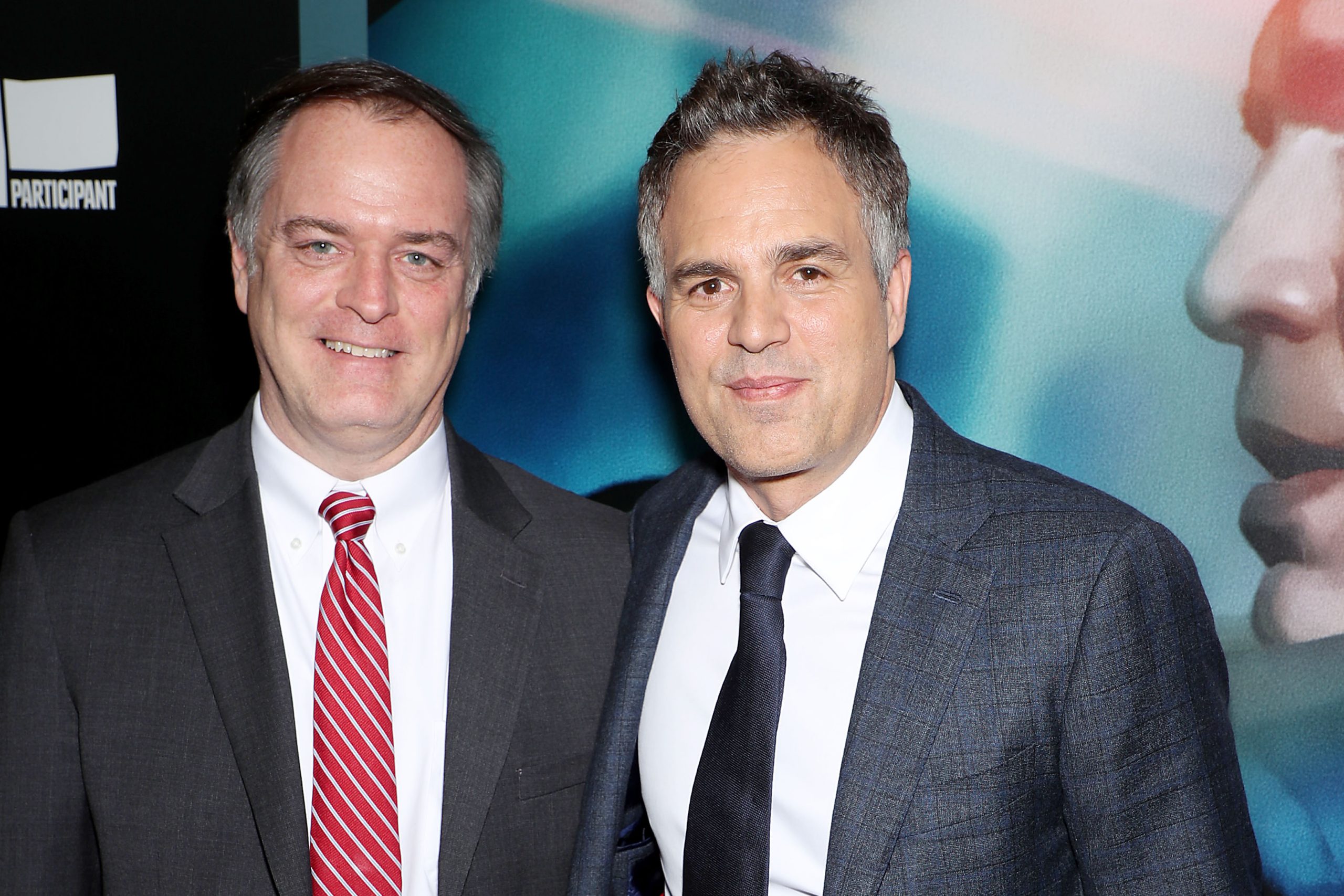 Mark Ruffalo och Rob Bilott, mannen han spelar i Dark Waters. Foto: Hollywood Outbreak.