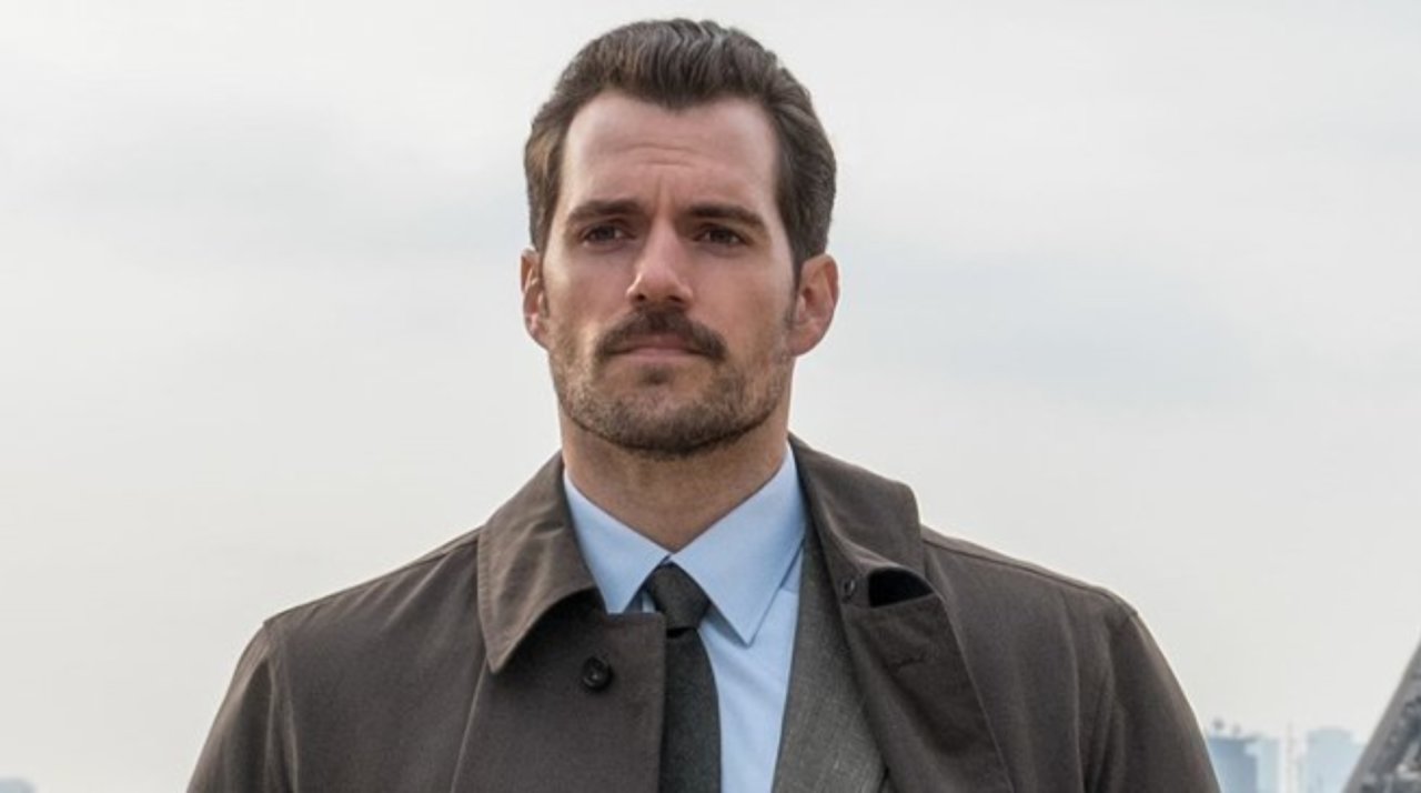 Henry Cavill har verkligen en JÄTTEFIN mustasch i "Fallout".