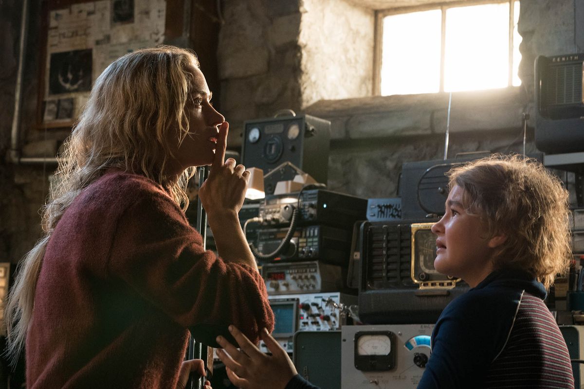 Emily Blunt och Millicent Simmonds i "A Quiet Place".