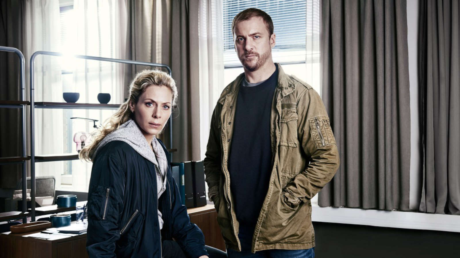 Eva Röse och Erik Johansson i Maria Wern