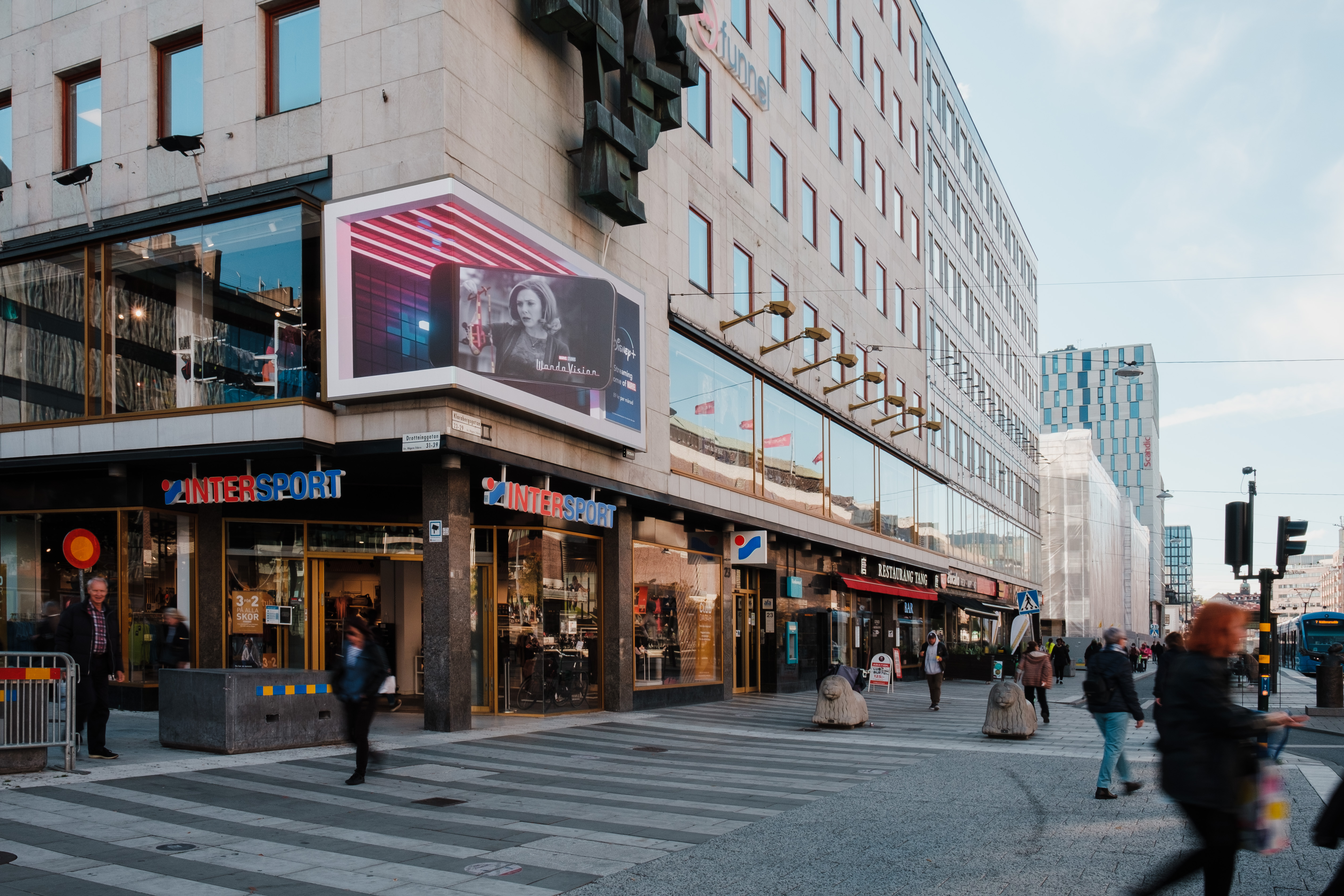 3D annonsering på Sergels torg