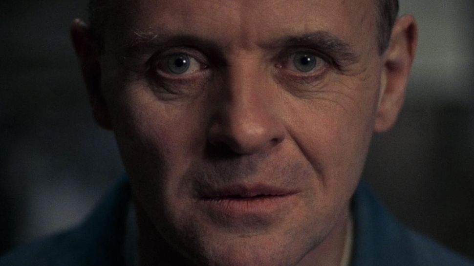 Hannibal Lecter i När lammen tystnar är inte baserad på en verklig människas liv (okej, så lite inspiration från verkliga seriemördare finns där, men försök att inte tänka på det, så sover ni bättre). Foto: Orion Pictures.