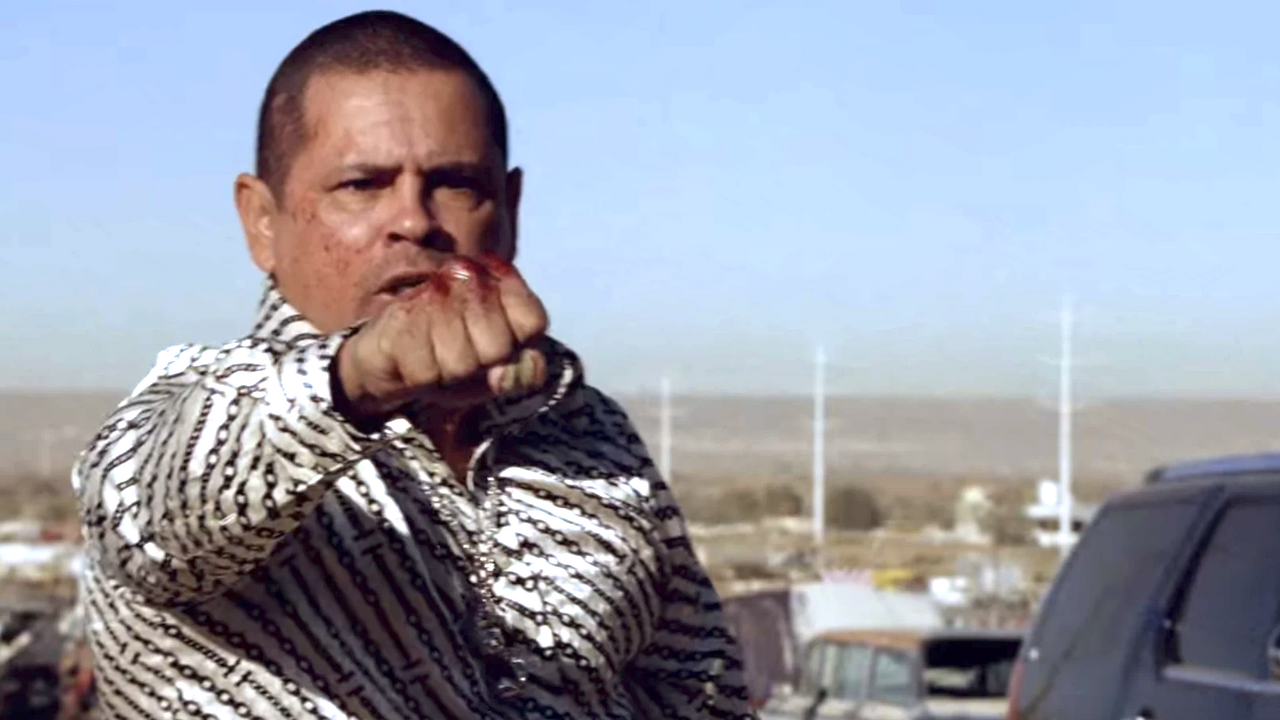 Raymond Cruz, här som Tuco i Breaking Bad, spelar skurken i Medellín. Foto: Netflix.