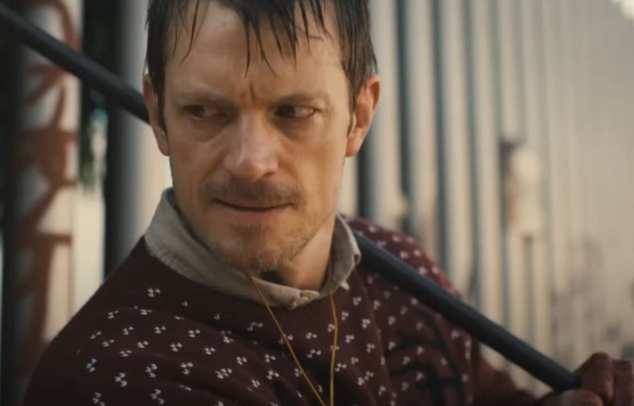 Joel Kinnaman i Silent Night 