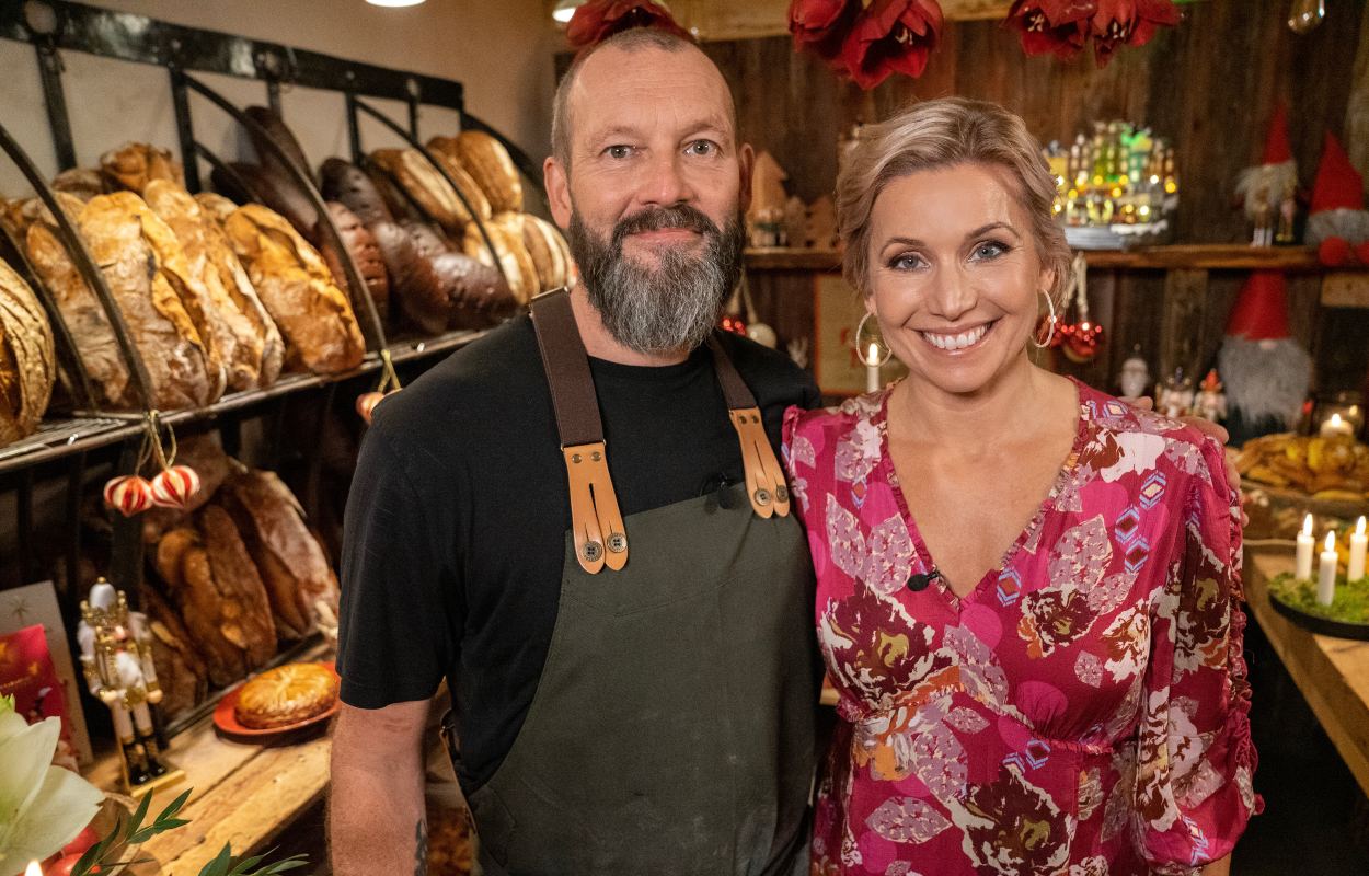 Tina Nordström och Johan Sörberg i Julens alla bak på TV4