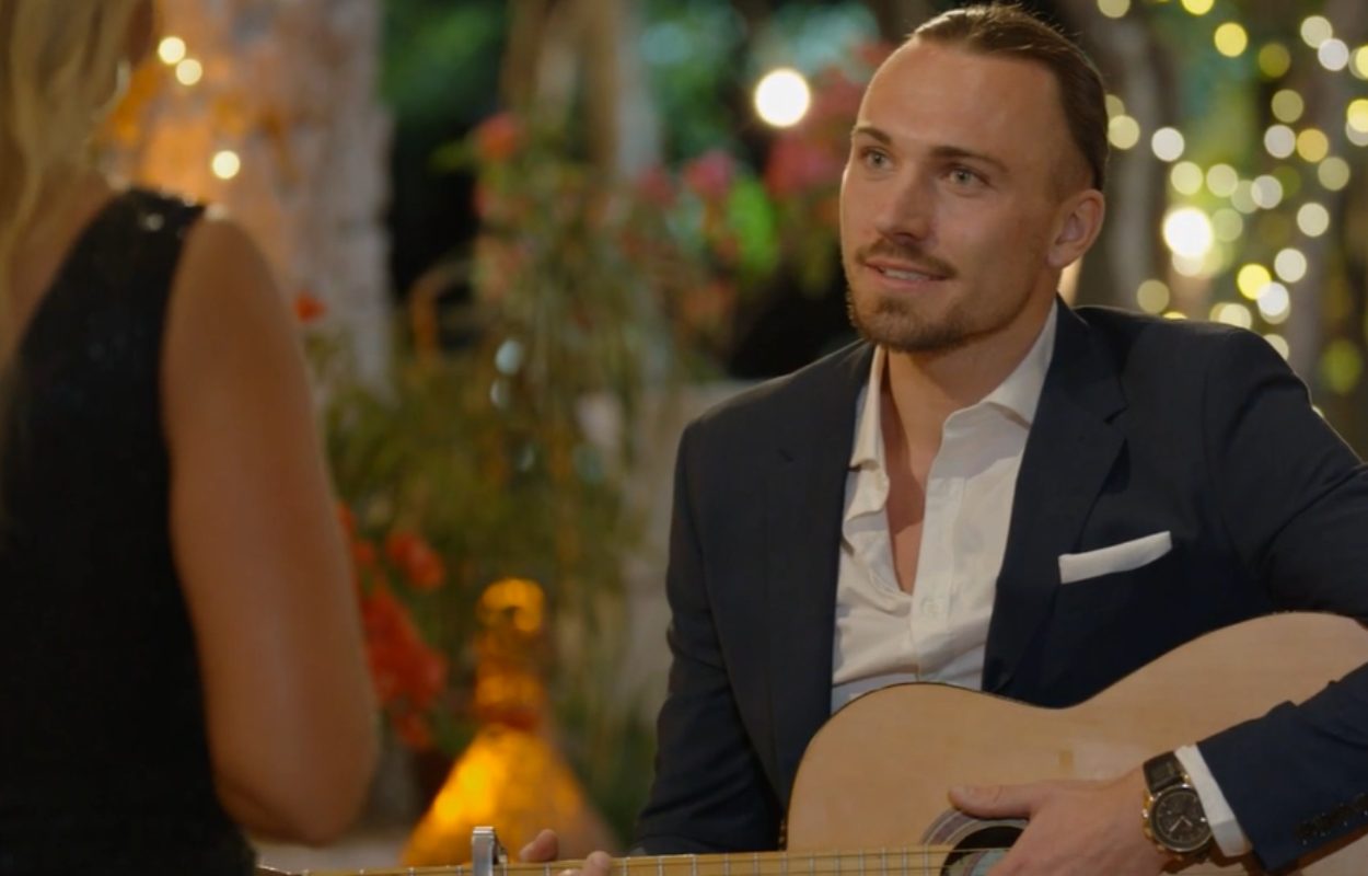 Robin Nevelin entré på röda mattan i bachelorette 2024